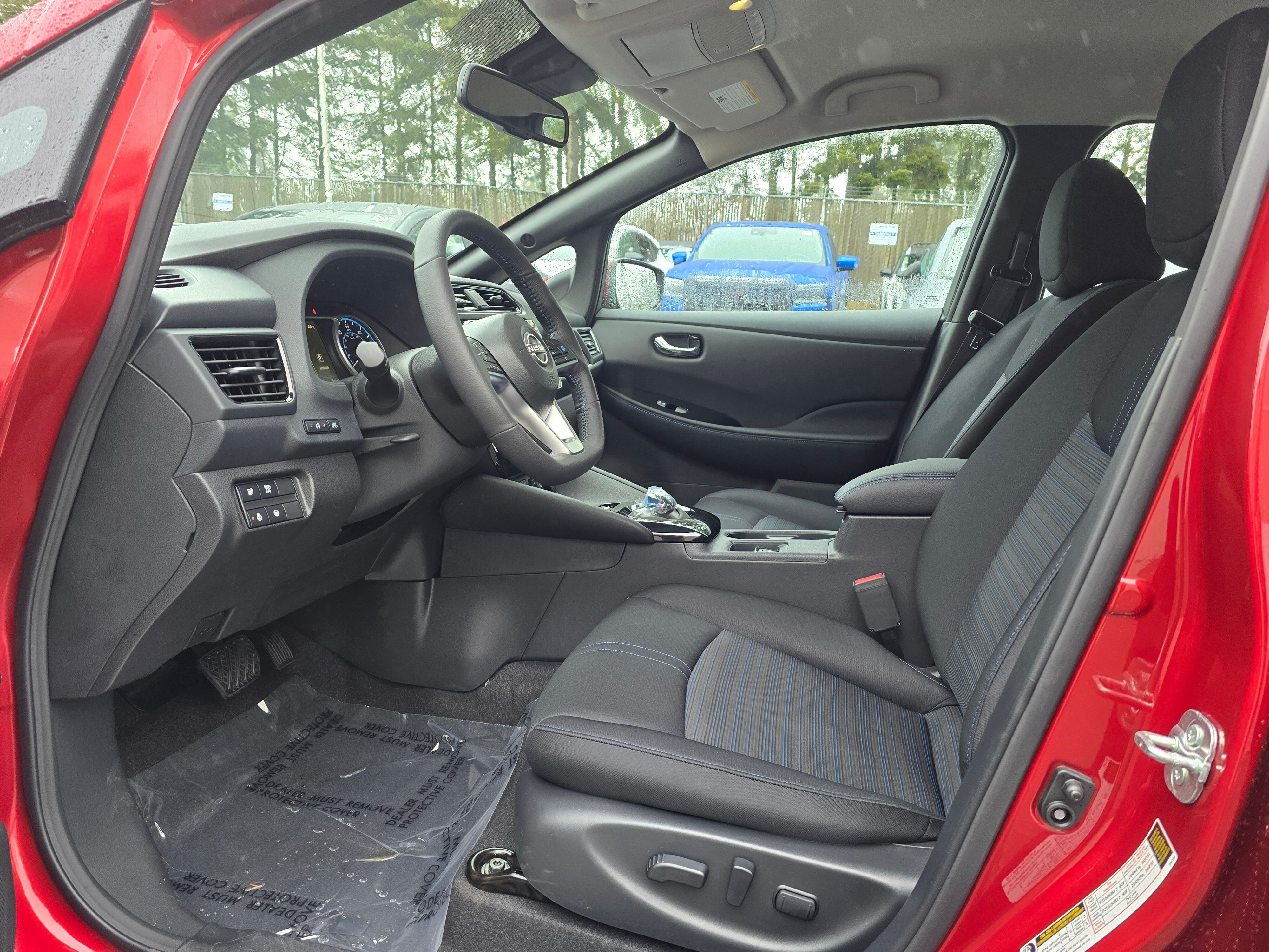 Vehicle image 22 of 30
