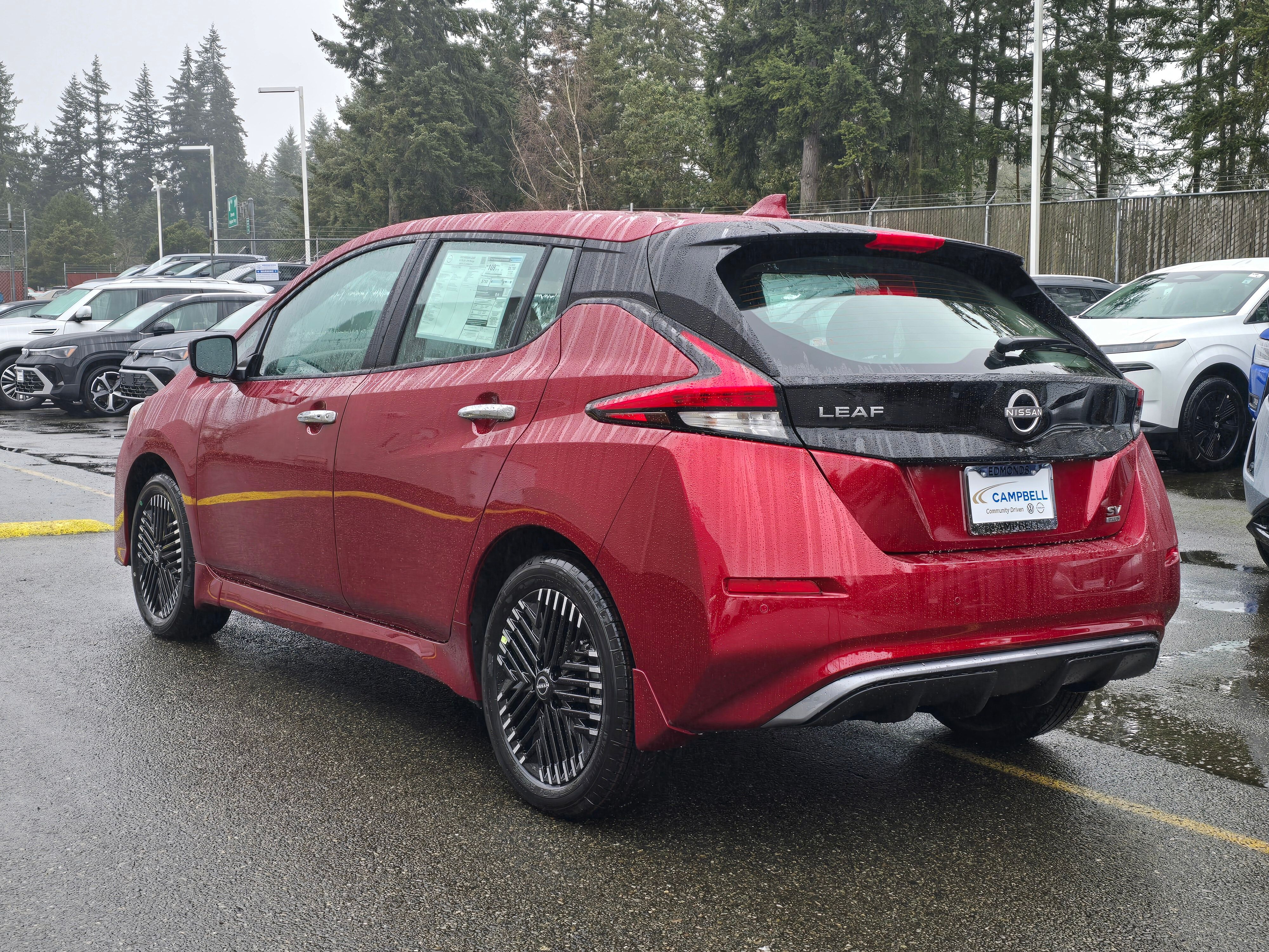 Vehicle image 6 of 30