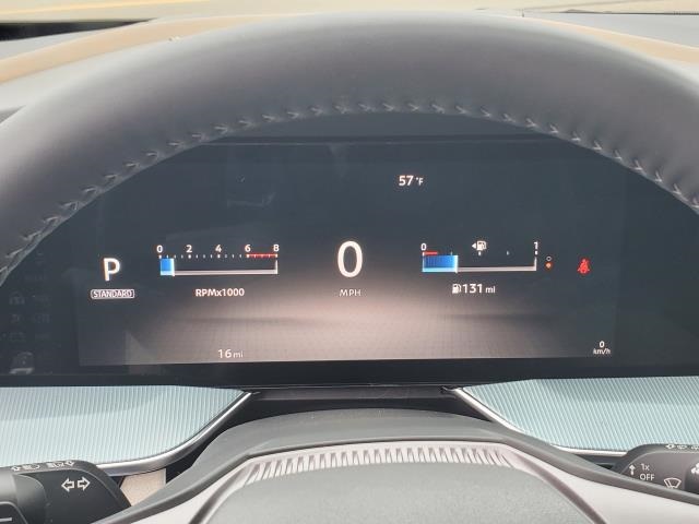 Vehicle image 22 of 28