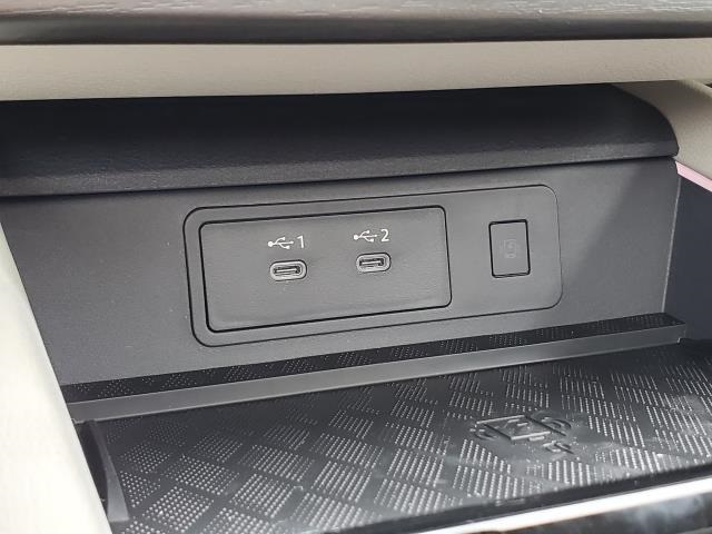 Vehicle image 28 of 28