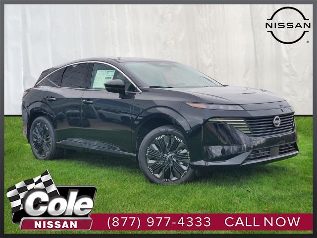 Vehicle image 2 of 28