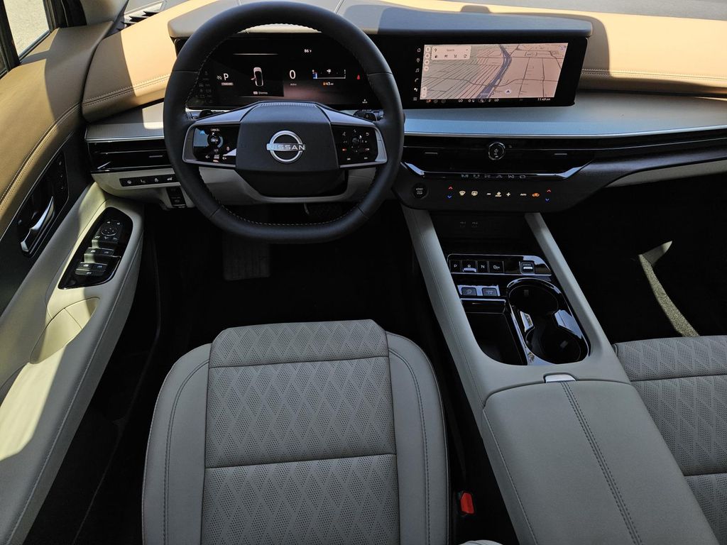Vehicle image 7 of 24