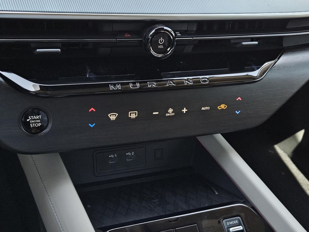 Vehicle image 13 of 24