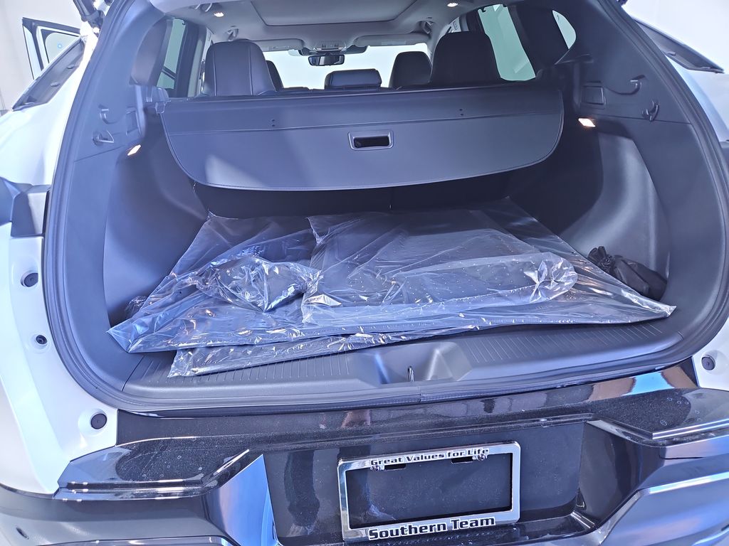 2025 Nissan Murano Platinum Image 12 of 29