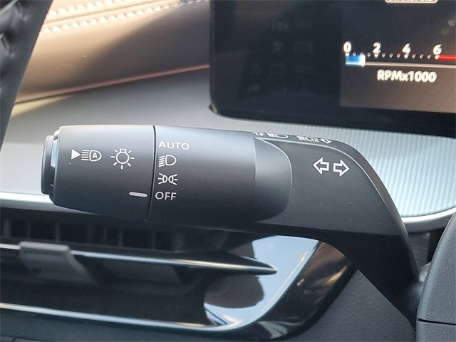 Vehicle image 12 of 35