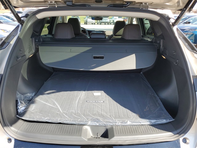Vehicle image 31 of 35