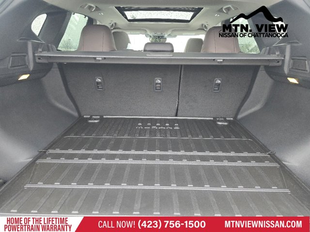 Vehicle image 11 of 20