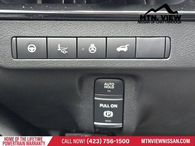 Vehicle image 14 of 20
