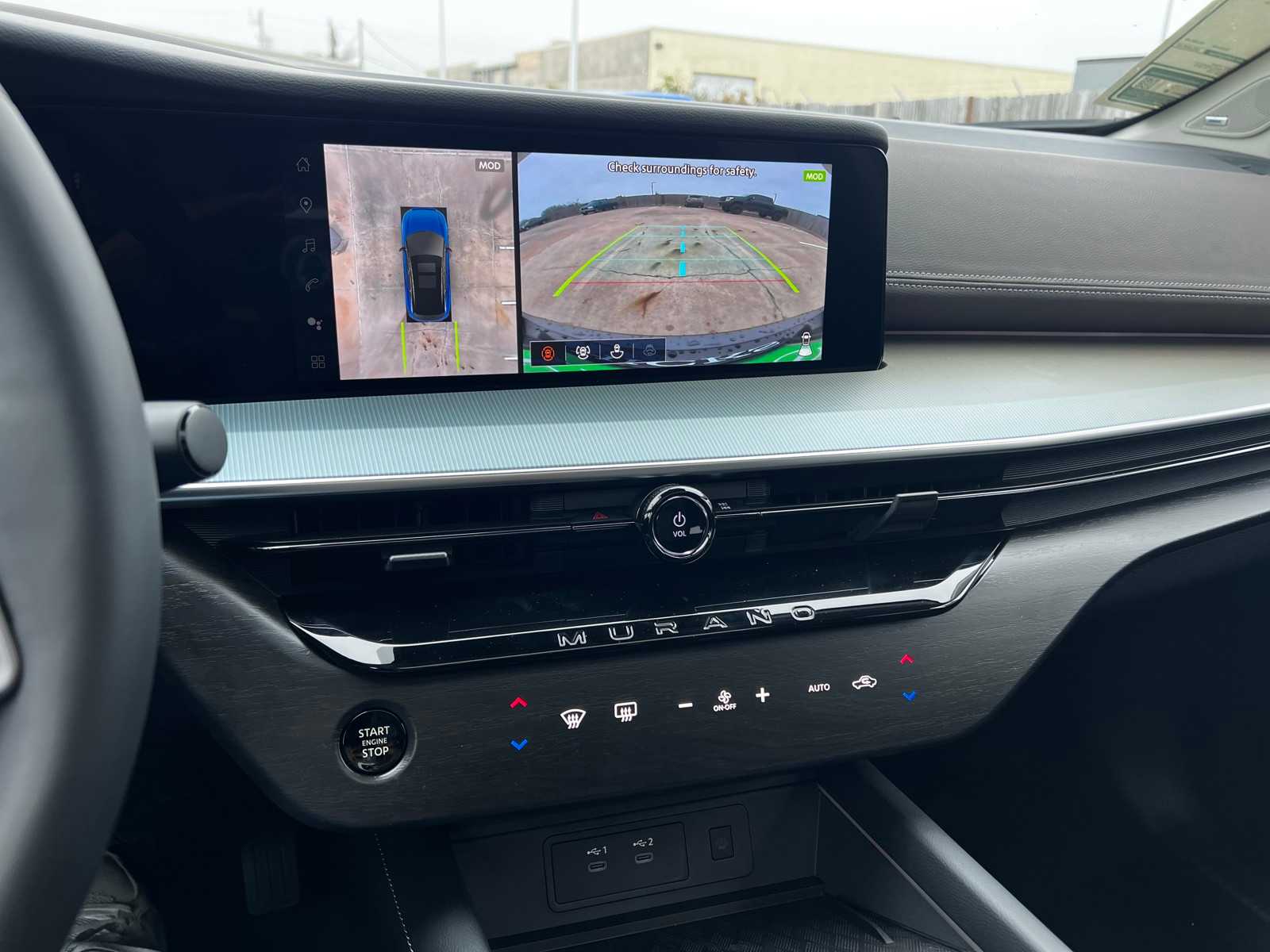 Vehicle image 20 of 24