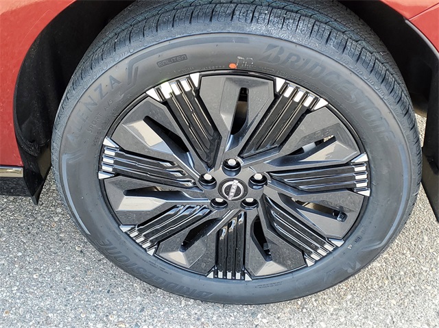 Vehicle image 5 of 33