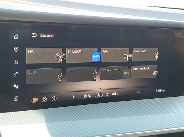 Vehicle image 19 of 33