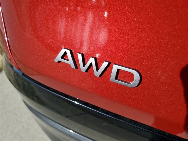 Vehicle image 32 of 33