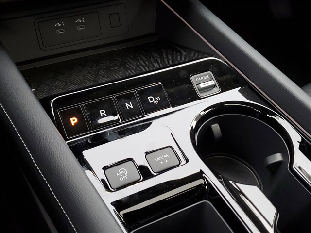 Vehicle image 16 of 34