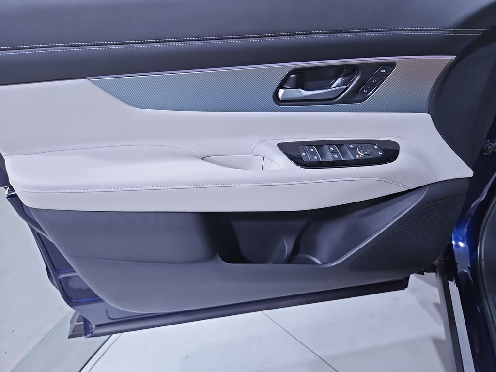 2025 Nissan Murano SL Image 23 of 31