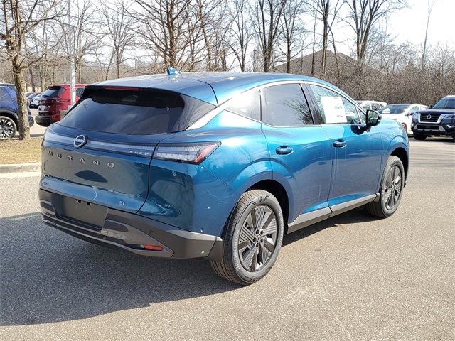 Vehicle image 3 of 34