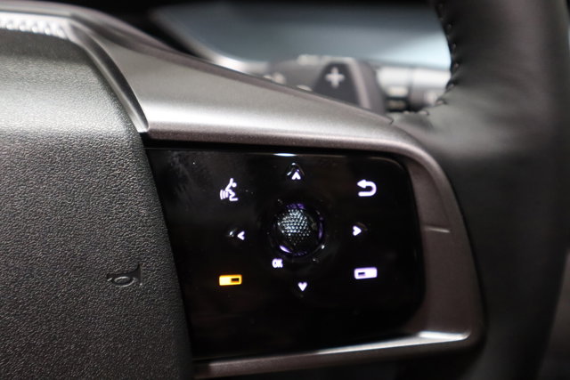 Vehicle image 20 of 38