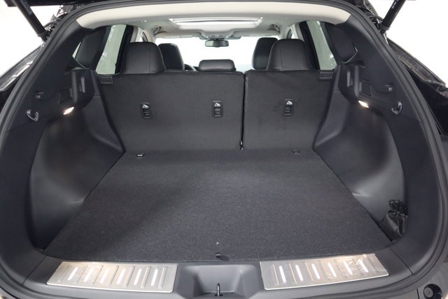 Vehicle image 8 of 38
