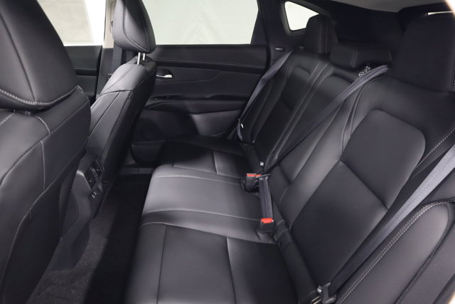 Vehicle image 12 of 38