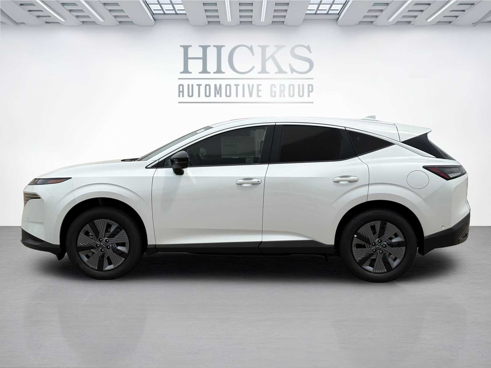 Vehicle image 8 of 23