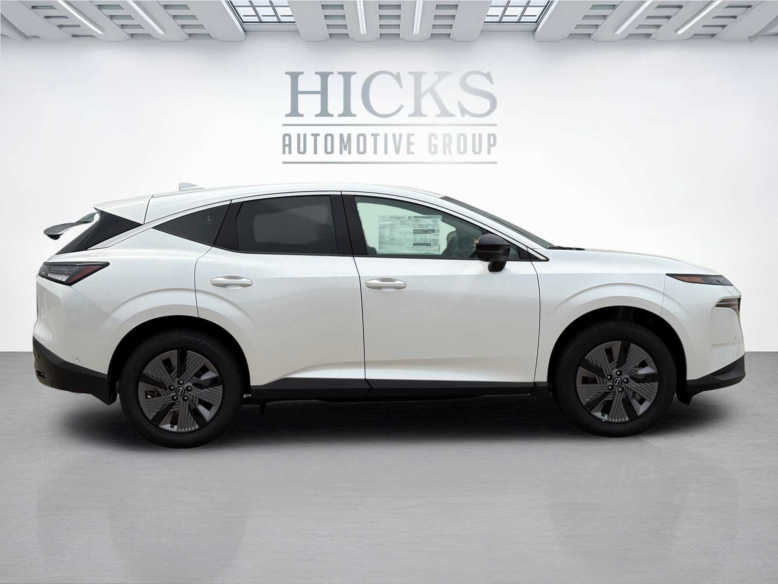 Vehicle image 4 of 23