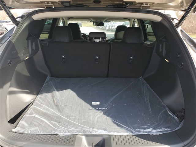 Vehicle image 6 of 34