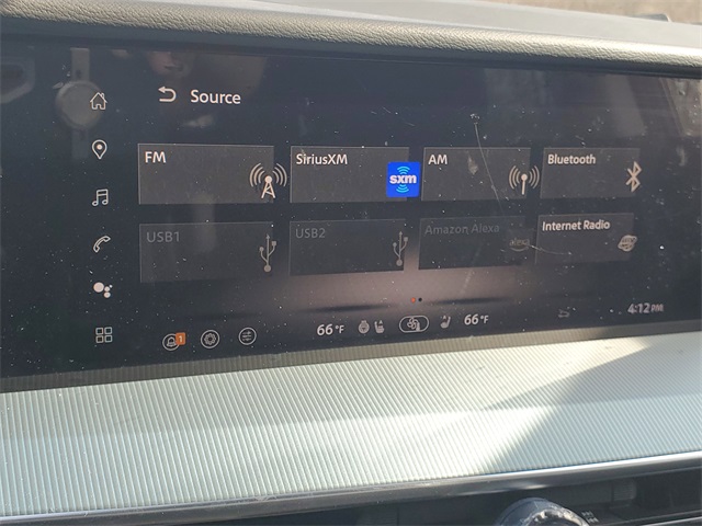 Vehicle image 18 of 34