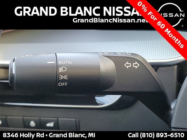 Vehicle image 20 of 35