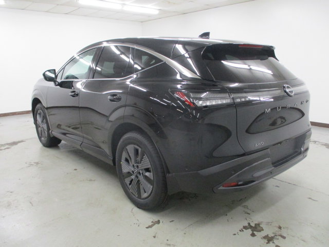 Vehicle image 6 of 33