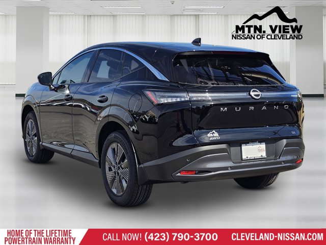 Vehicle image 4 of 19
