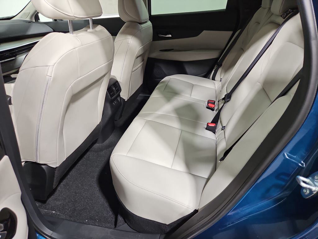 2025 Nissan Murano SL Image 12 of 31