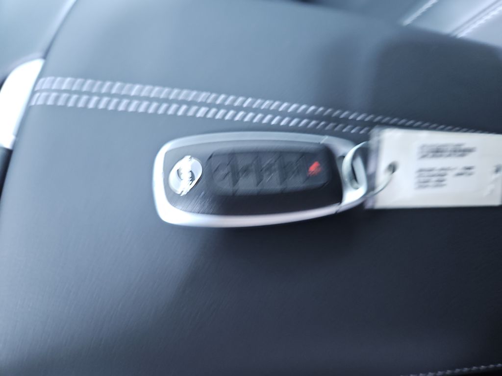 2025 Nissan Murano SL Image 23 of 29