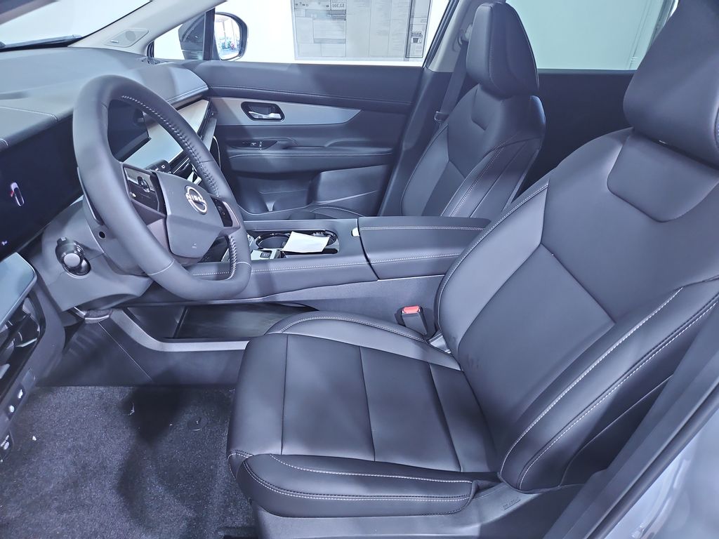 2025 Nissan Murano SL Image 12 of 29