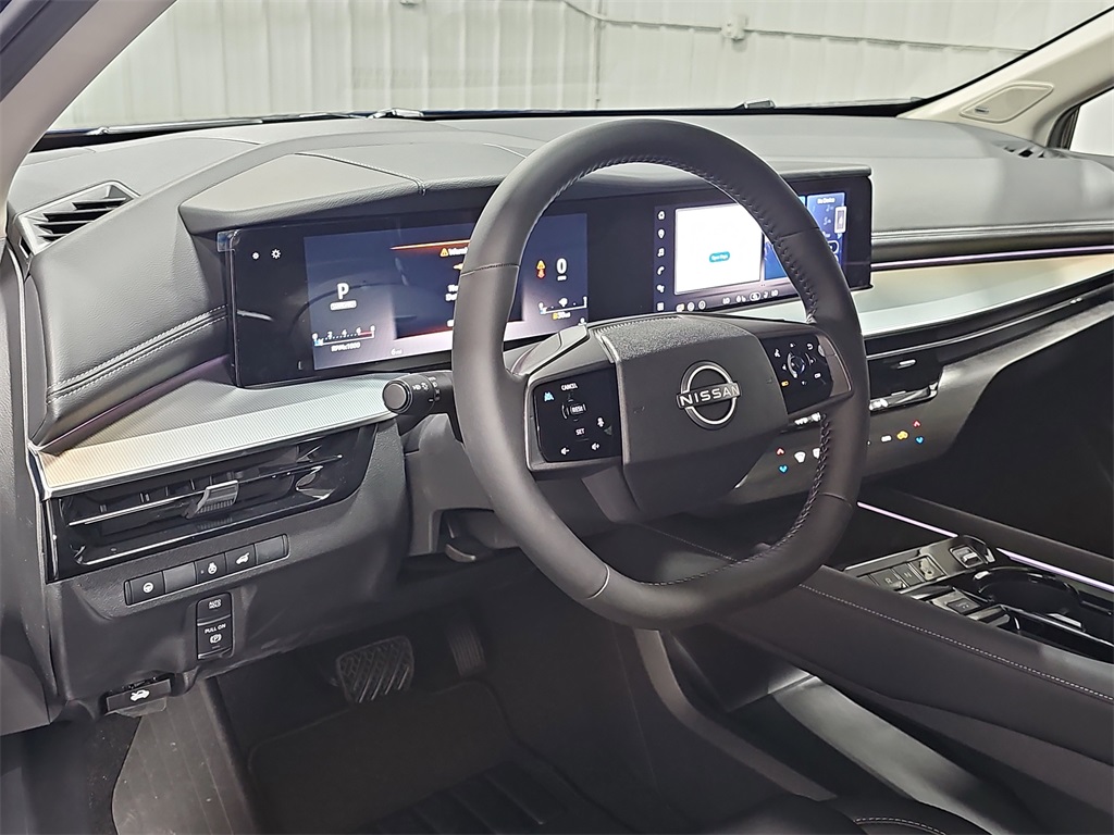 Vehicle image 16 of 37