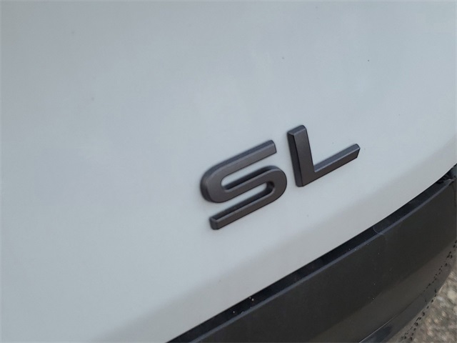 Vehicle image 19 of 33