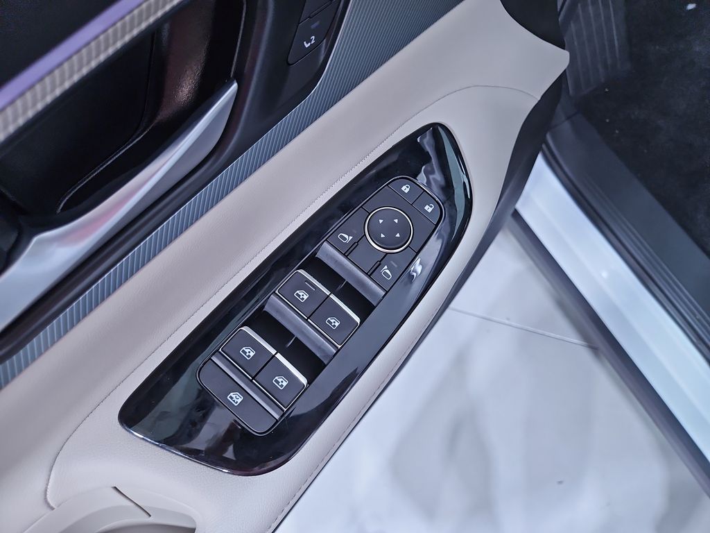 2025 Nissan Murano SL Image 29 of 30