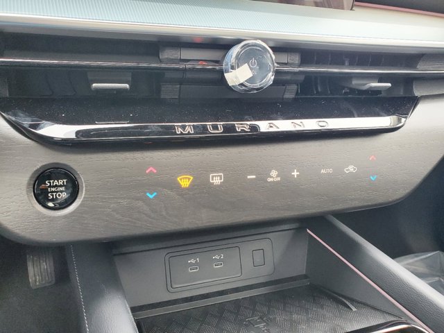Vehicle image 22 of 30