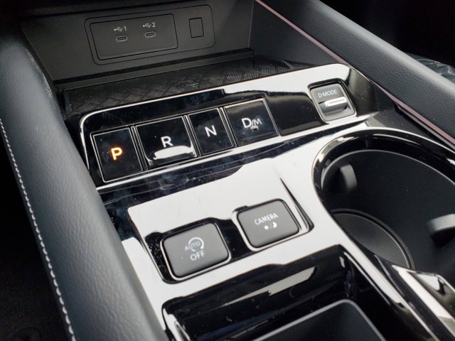 Vehicle image 23 of 30
