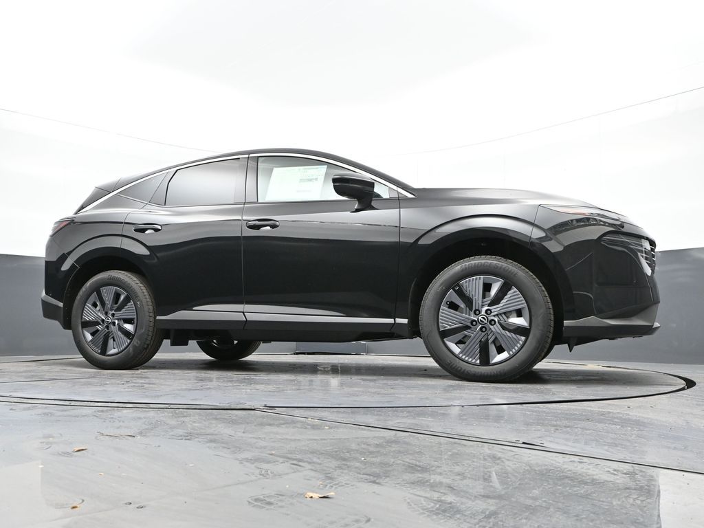 Vehicle image 11 of 31
