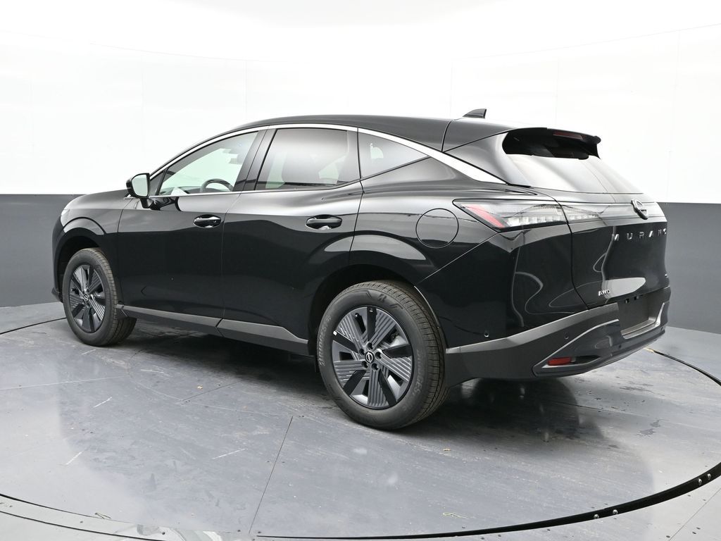 Vehicle image 21 of 31