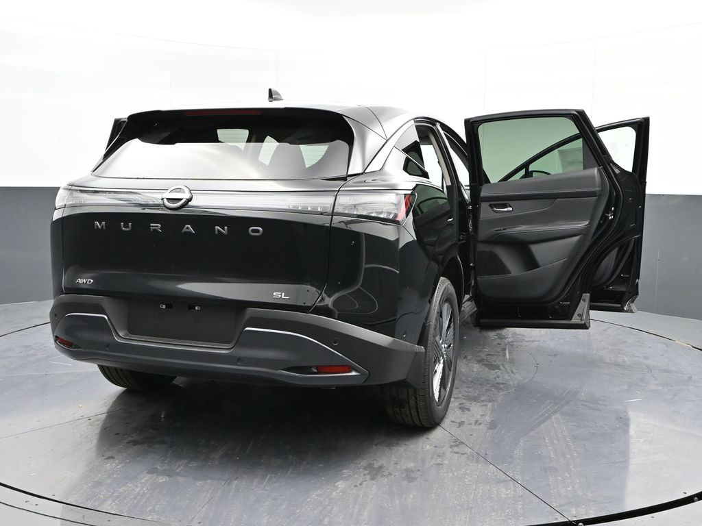 Vehicle image 12 of 31