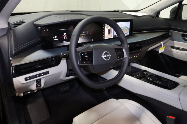 Vehicle image 14 of 37