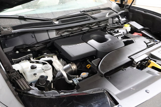 Vehicle image 31 of 37