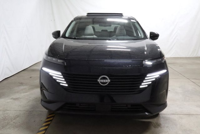 Vehicle image 2 of 37