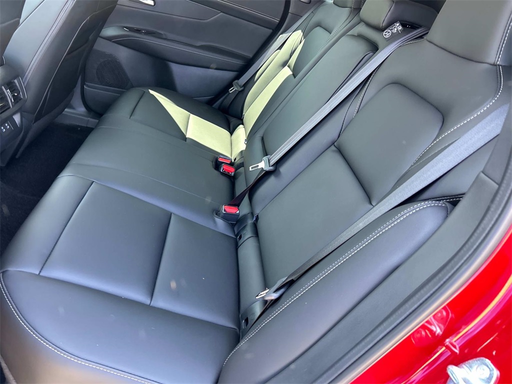 Vehicle image 55 of 70