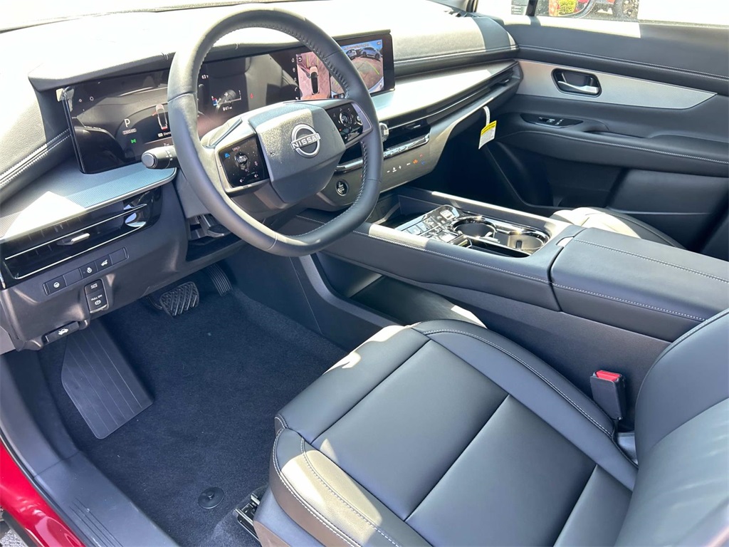 Vehicle image 22 of 70