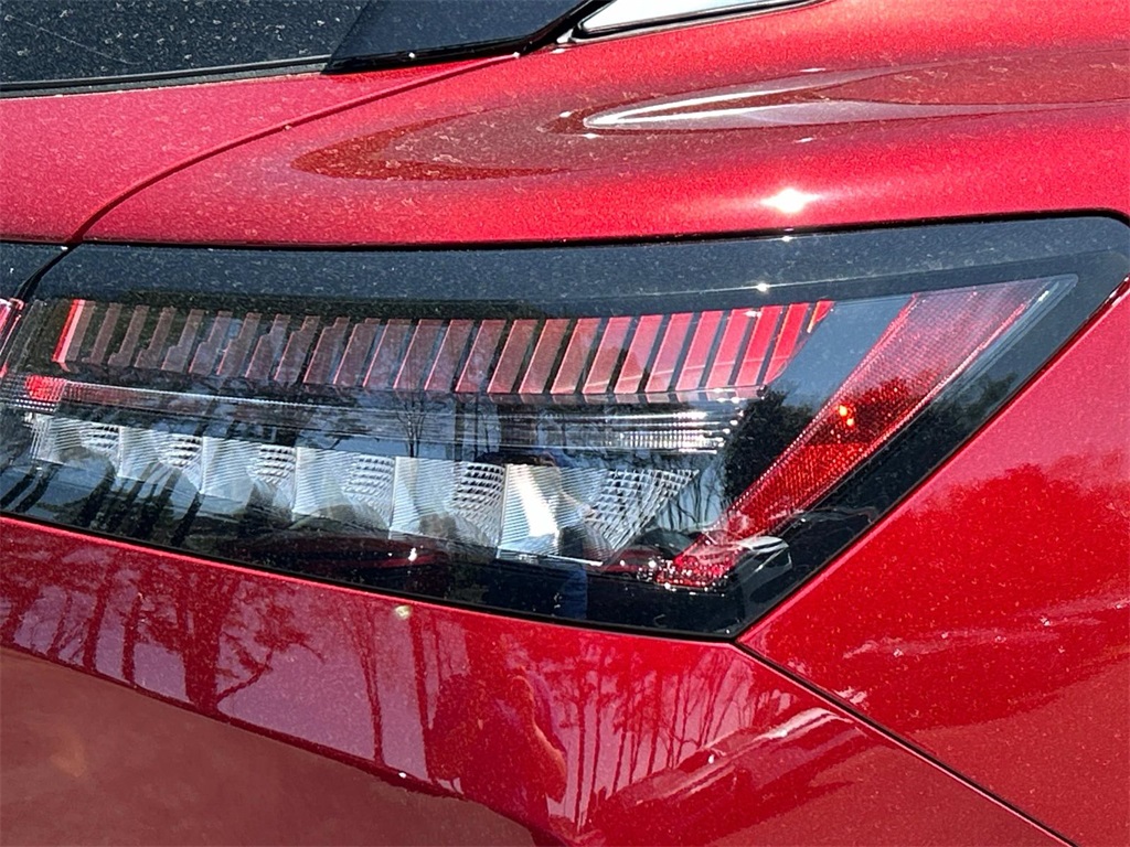 Vehicle image 47 of 70