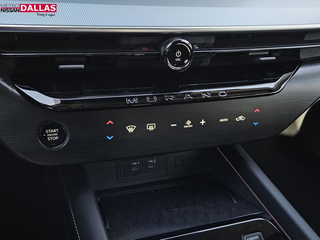 Vehicle image 23 of 25