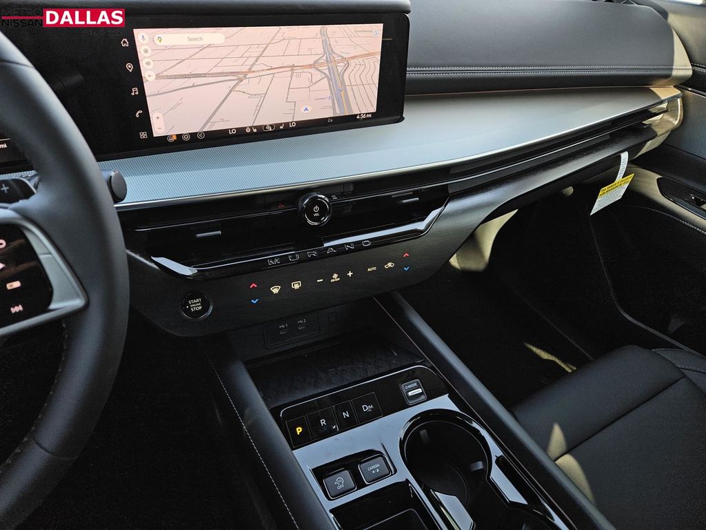 Vehicle image 21 of 25