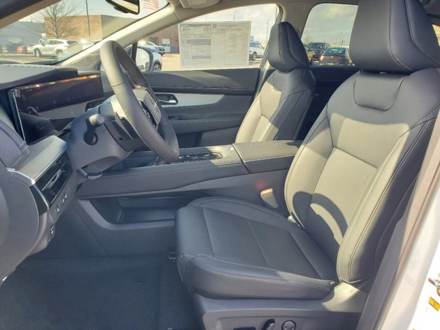 Vehicle image 5 of 30