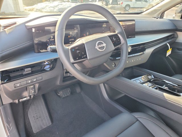 Vehicle image 10 of 30